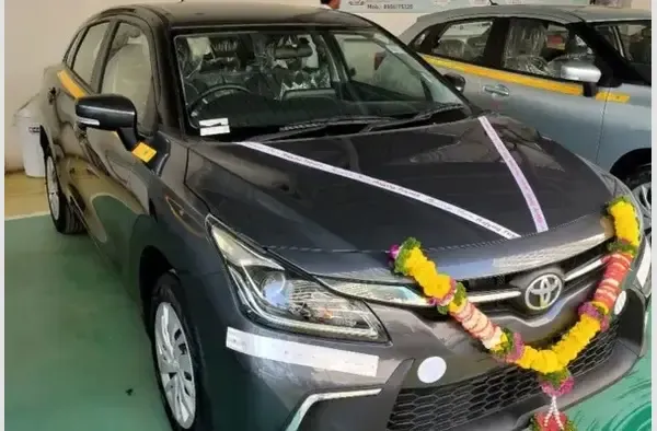 Toyota Sedan, SUV