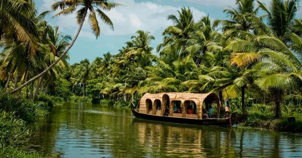 Discover Kerala’s Beauty with Customized Kerala Tour Packages from Pune