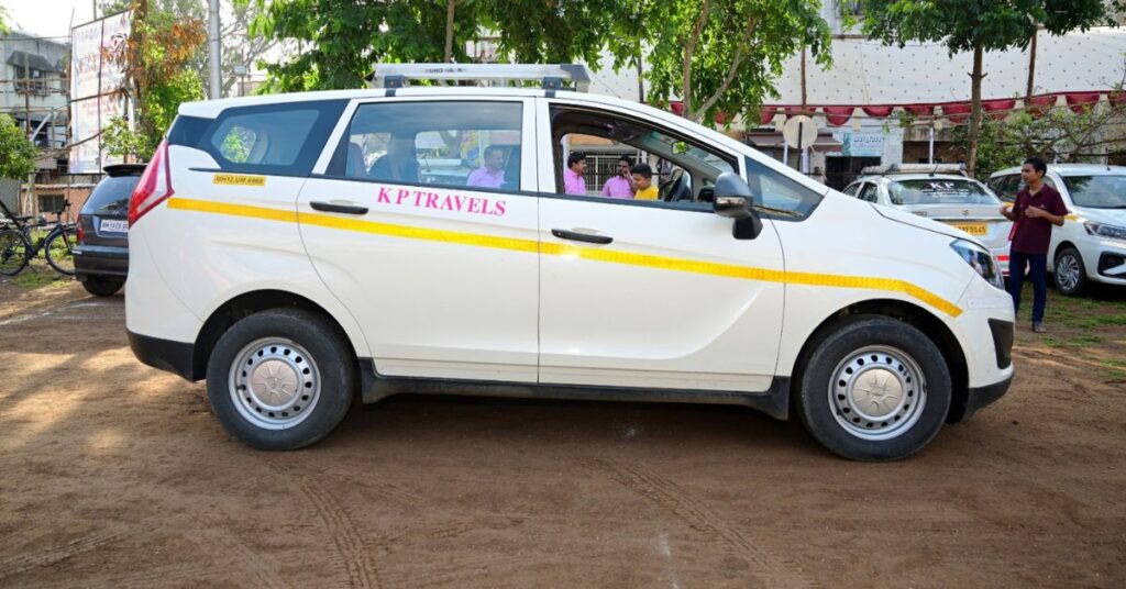 Mumbai to Pimpri Chinchwad cab service